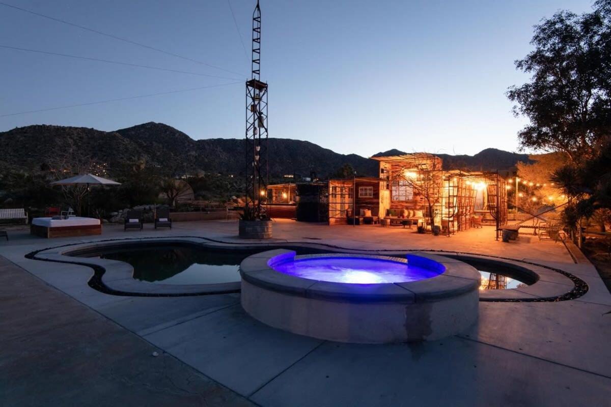Renovated Lodge - Room 3 With Pool Access Joshua Tree Bagian luar foto