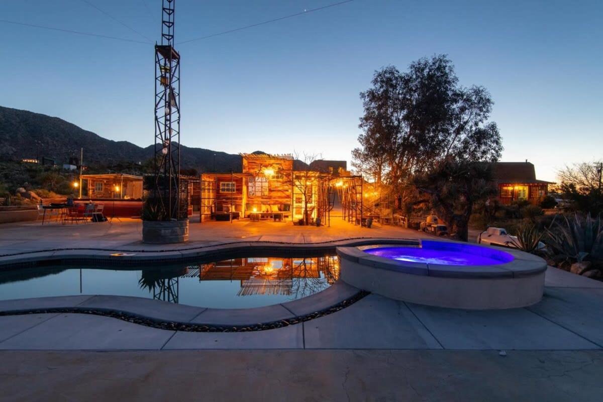 Renovated Lodge - Room 3 With Pool Access Joshua Tree Bagian luar foto